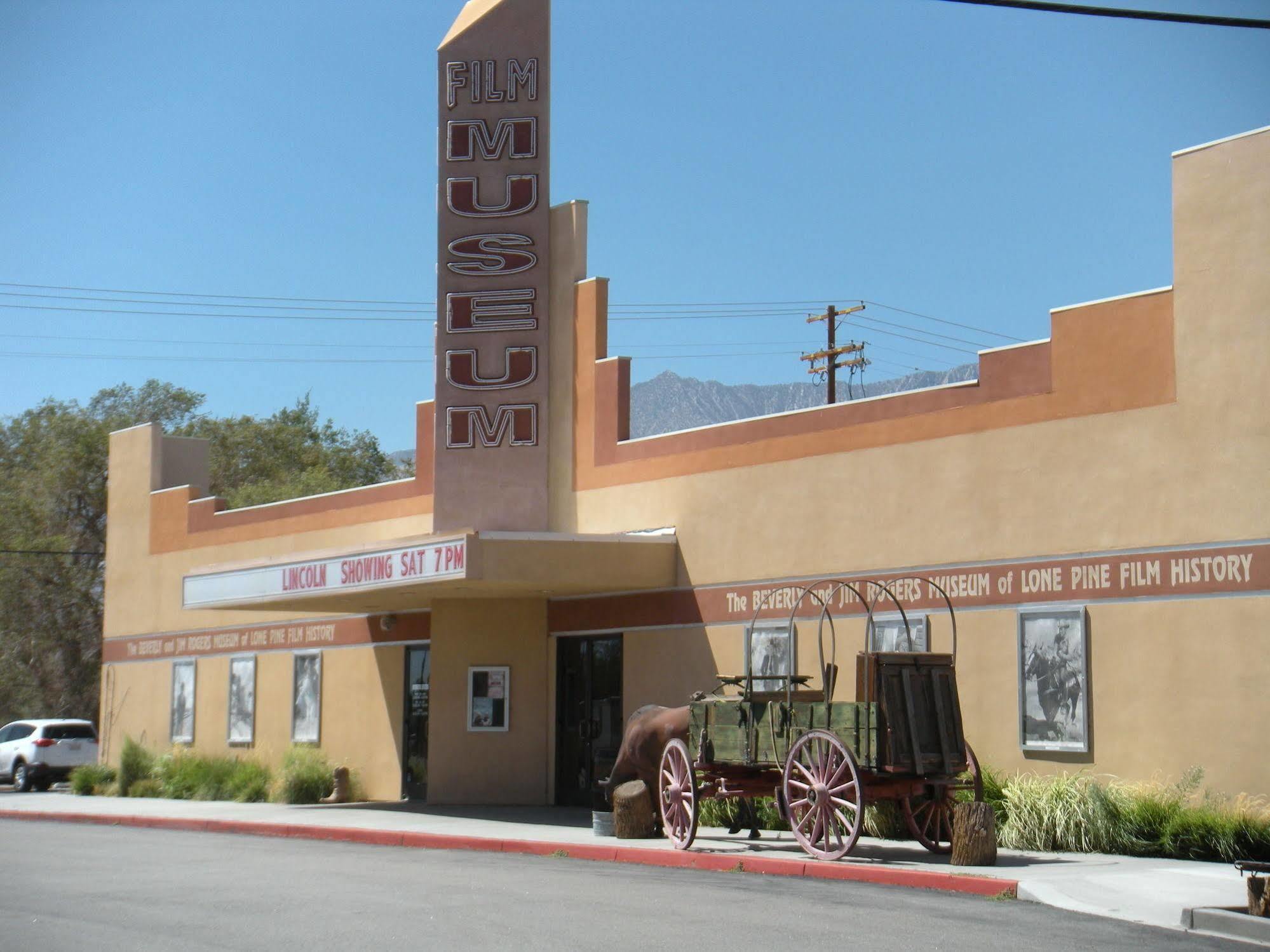 Trails Motel Lone Pine Extérieur photo