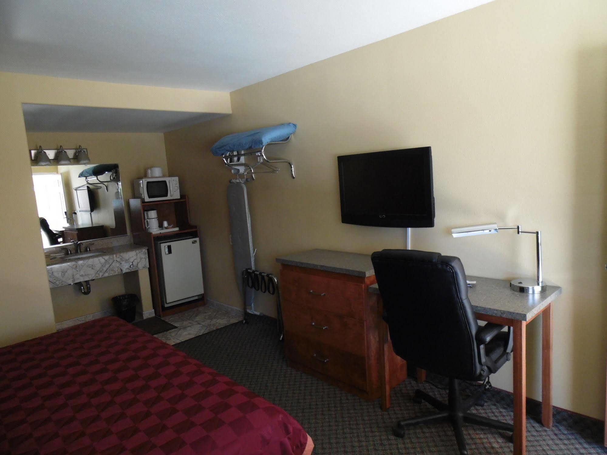 Trails Motel Lone Pine Extérieur photo