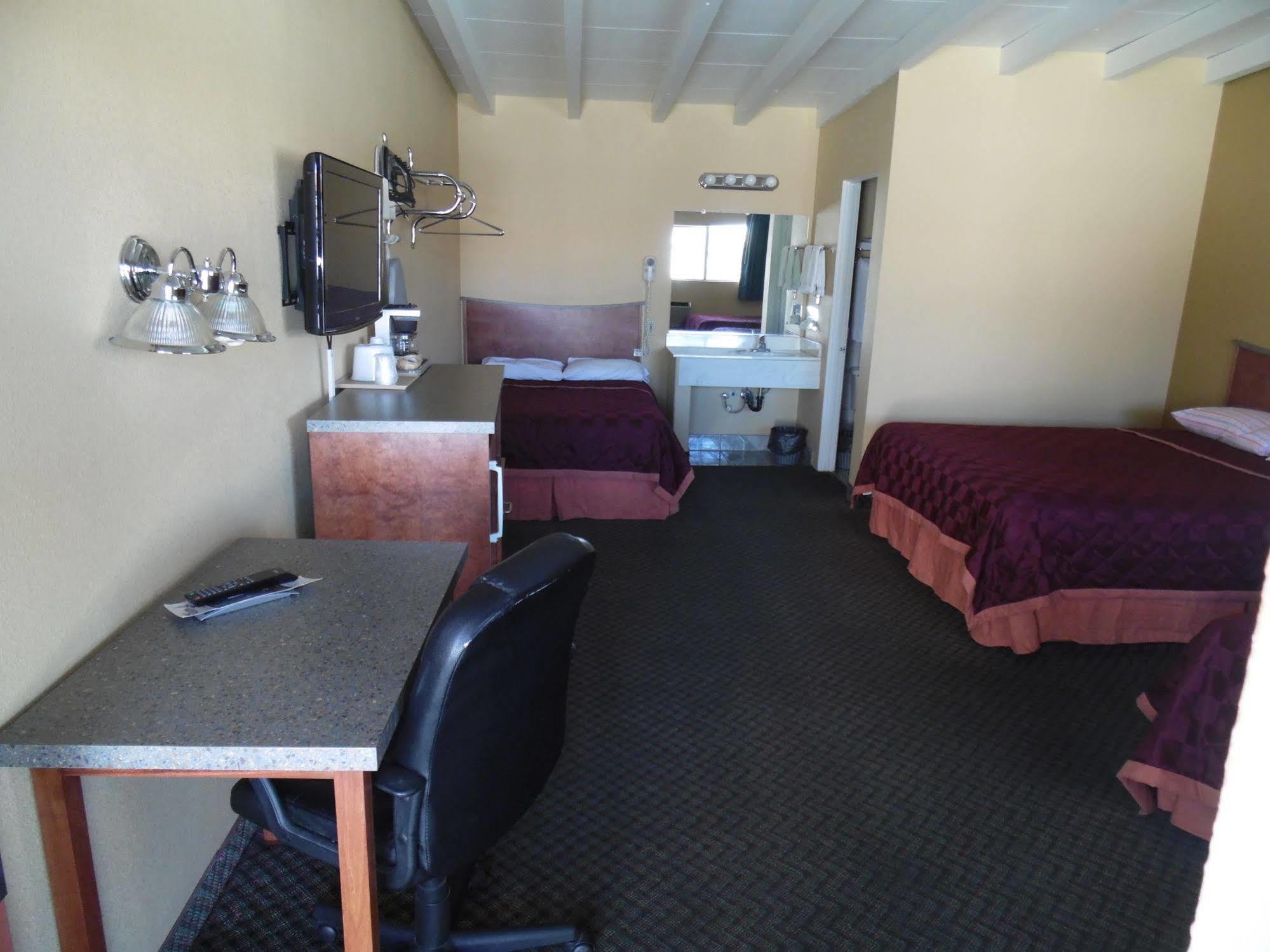 Trails Motel Lone Pine Extérieur photo